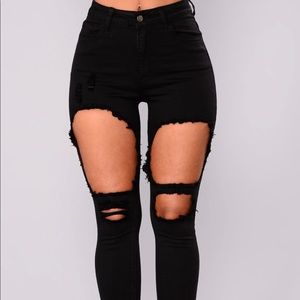 High-waisted Black Distressed Jeans from FashionNova in Size 1